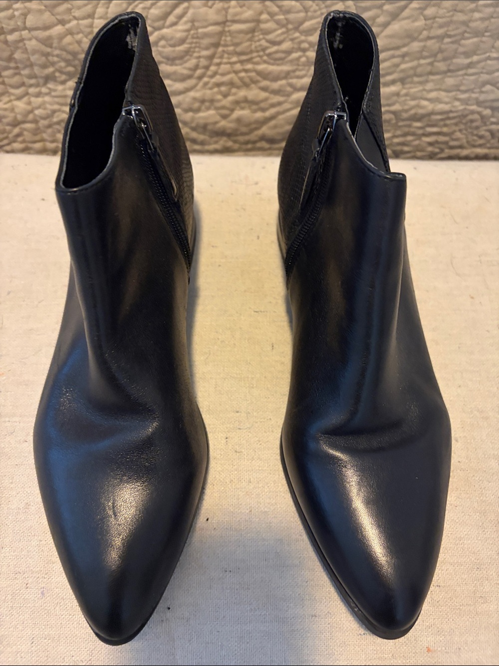 Nine West Black Pointed-Toe Ankle Booties with Side Zipper.Slight peeling in pic